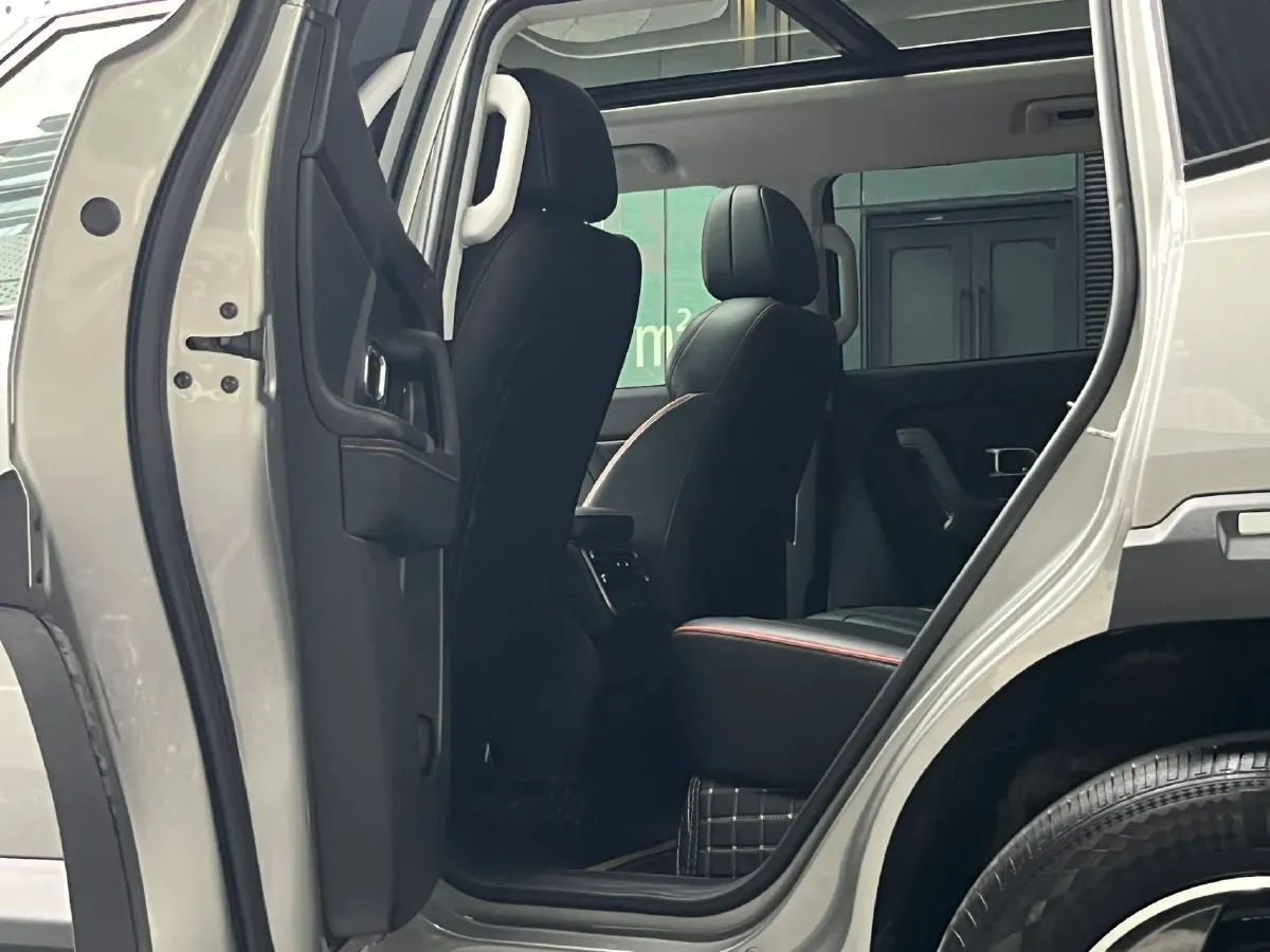 2025 Jetour DASHING 1.5T 184HP L4 7DCT,autocango,china used car exporter,china ev exporter,chinese used car exporter,chinese used ev exporter