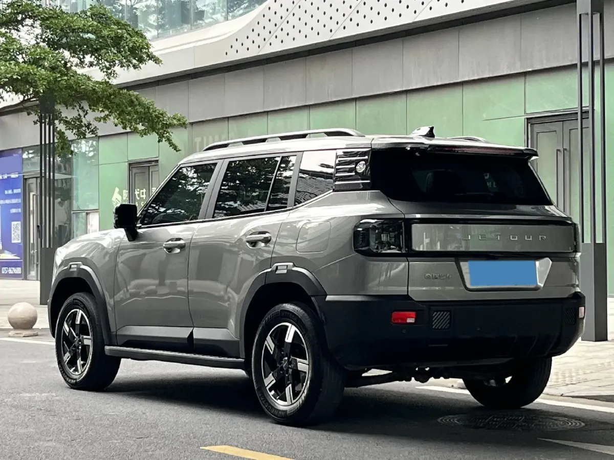 2025 Jetour DASHING 1.5T 184HP L4 7DCT,autocango,china used car exporter,china ev exporter,chinese used car exporter,chinese used ev exporter