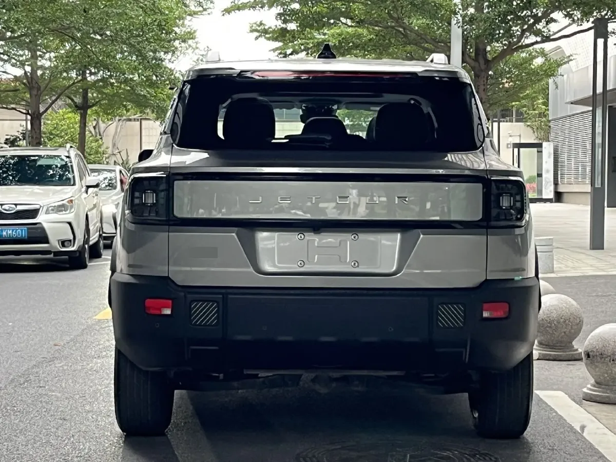 2025 Jetour DASHING 1.5T 184HP L4 7DCT,autocango,china used car exporter,china ev exporter,chinese used car exporter,chinese used ev exporter