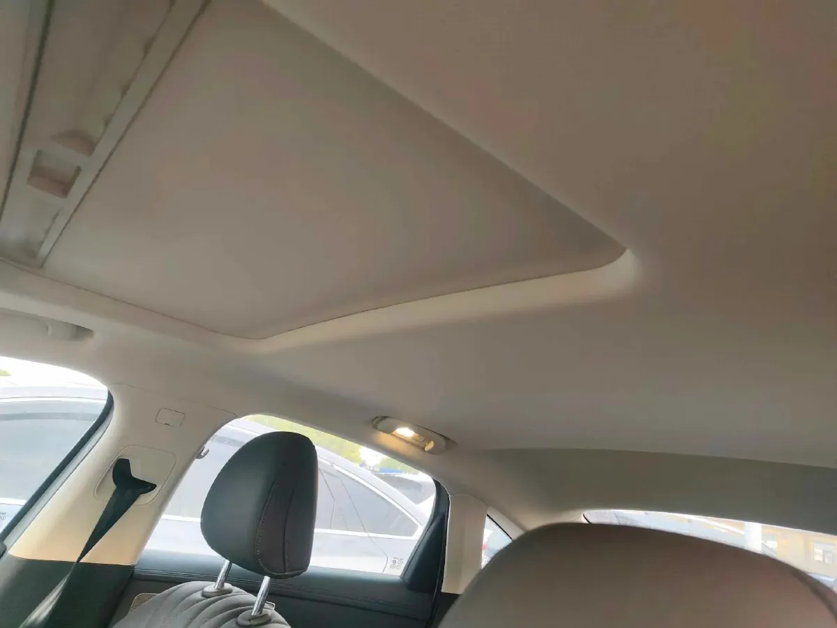 2023 Roewe D7 BEV 59.2KWH,autocango,china used car exporter,china ev exporter,chinese used car exporter,chinese used ev exporter
