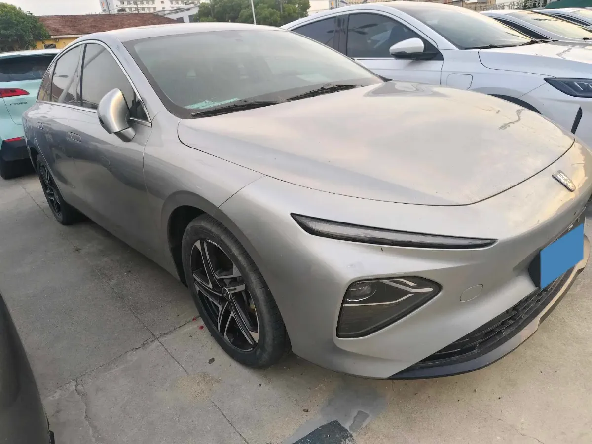 2023 Roewe D7 BEV 59.2KWH,autocango,china used car exporter,china ev exporter,chinese used car exporter,chinese used ev exporter