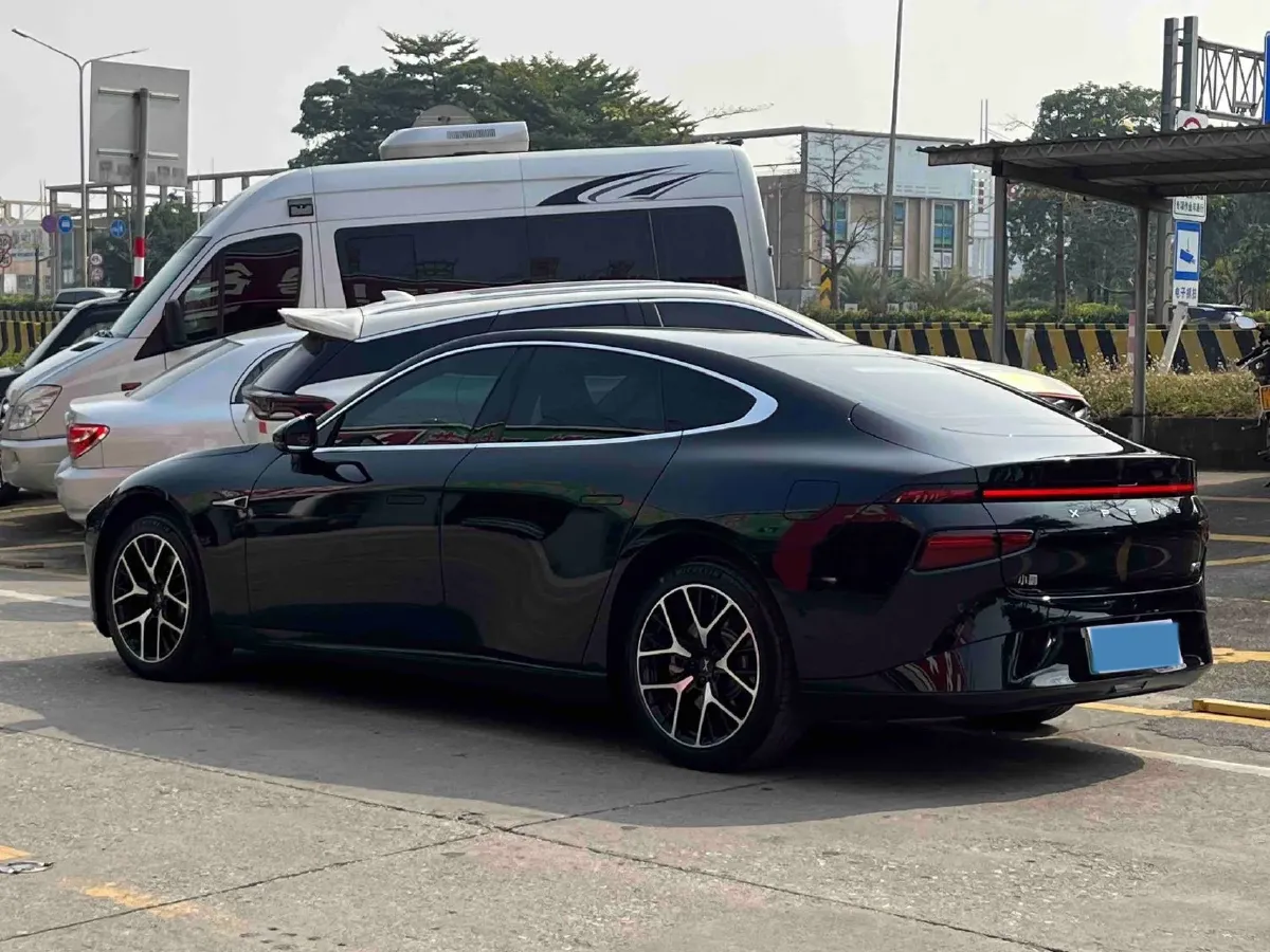 2023 Xpeng P7 BEV 86.2KWH,autocango,china used car exporter,china ev exporter,chinese used car exporter,chinese used ev exporter