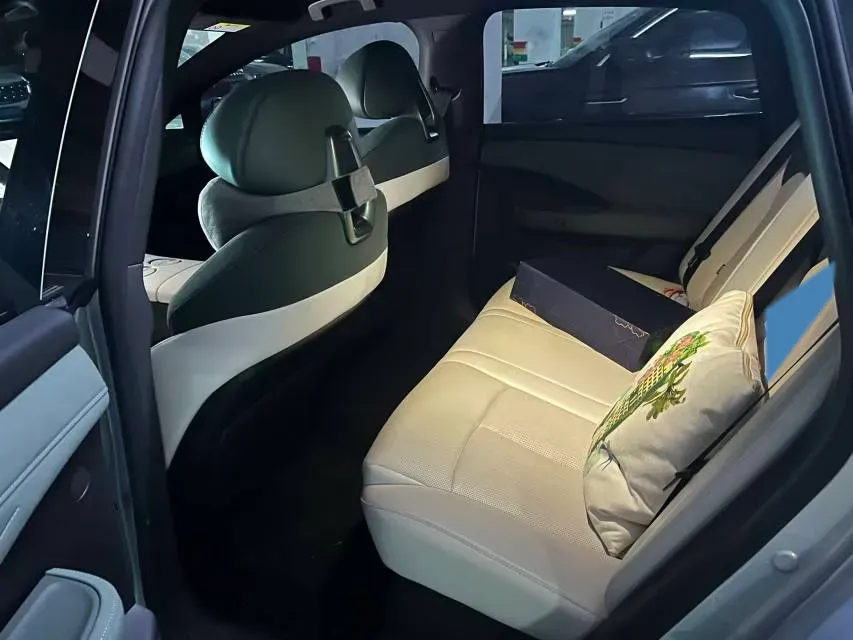 2025 Nissan N7 BEV 73KWH,autocango,china used car exporter,china ev exporter,chinese used car exporter,chinese used ev exporter