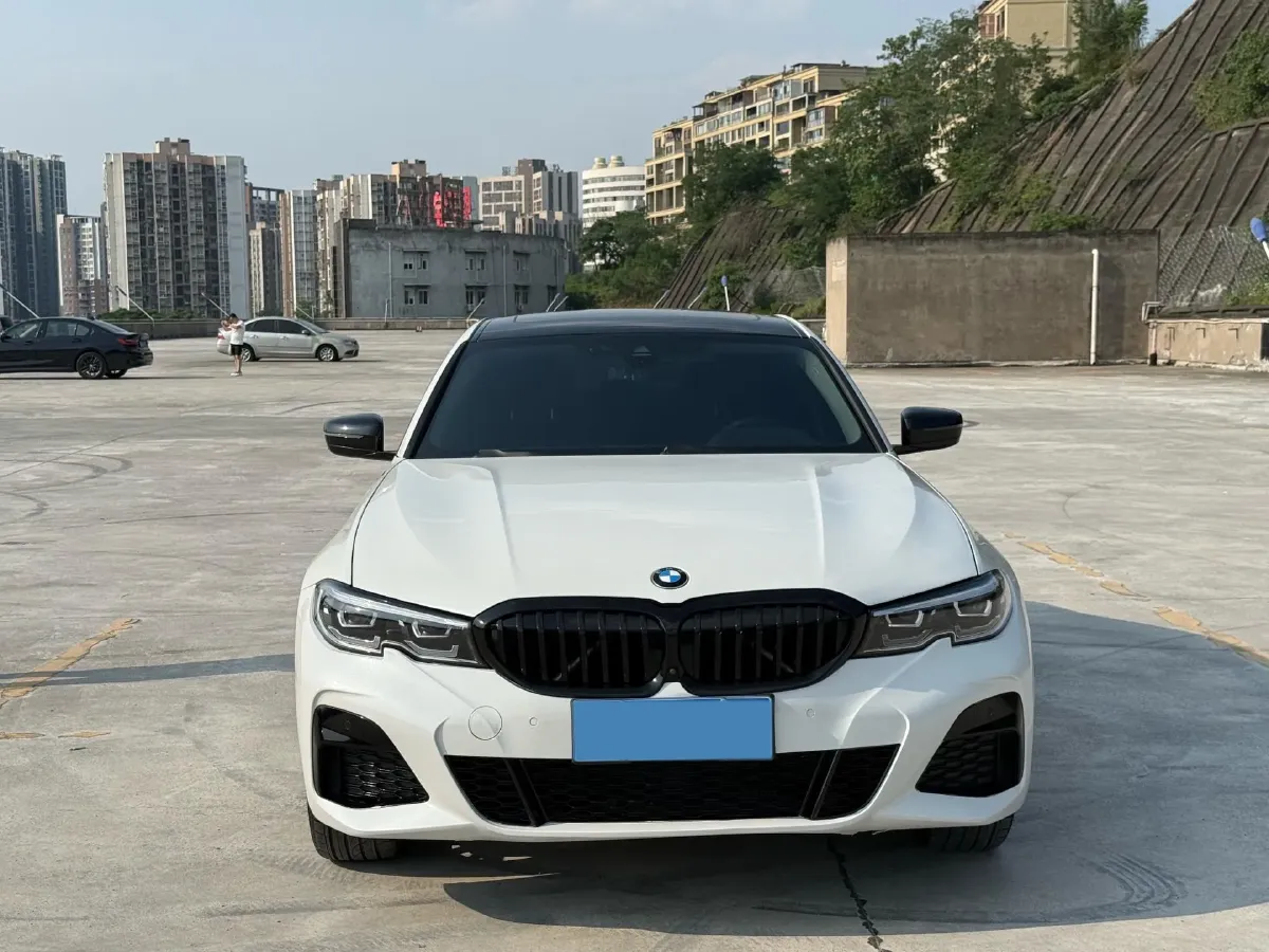 2021 BMW 3 Series 2.0T 184HP L4 8AT,autocango,china used car exporter,china ev exporter,chinese used car exporter,chinese used ev exporter