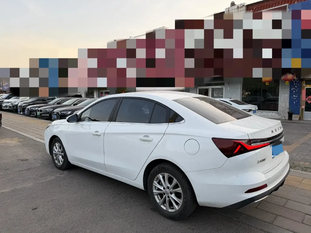 2023 Roewe i5 1.5L 129HP L4 CVT,autocango,china used car exporter,china ev exporter,chinese used car exporter,chinese used ev exporter