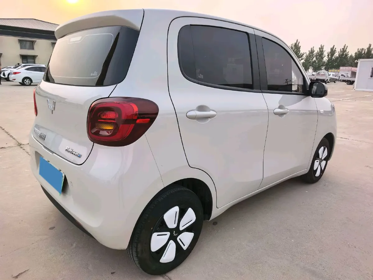 2025 WuLing HongGuang MINI EV BEV 16.2KWH,autocango,china used car exporter,china ev exporter,chinese used car exporter,chinese used ev exporter