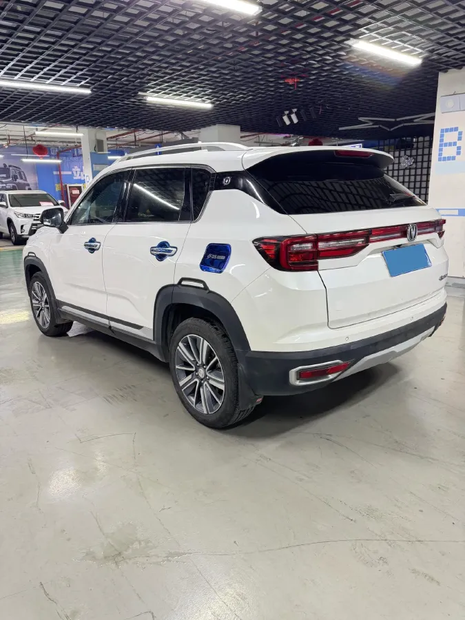 2019 ChangAn CS35 Plus 1.6L 128HP L4 5MT,autocango,china used car exporter,china ev exporter,chinese used car exporter,chinese used ev exporter