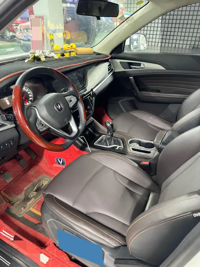 2019 ChangAn CS35 Plus 1.6L 128HP L4 5MT,autocango,china used car exporter,china ev exporter,chinese used car exporter,chinese used ev exporter