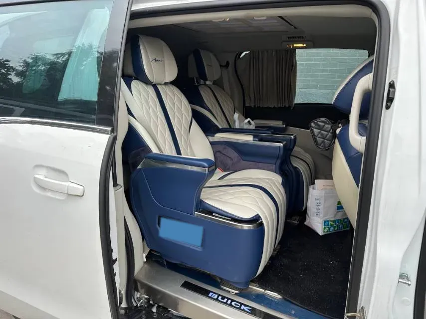 2021 Buick GL8 2.0T 237HP L4 9AT,autocango,china used car exporter,china ev exporter,chinese used car exporter,chinese used ev exporter
