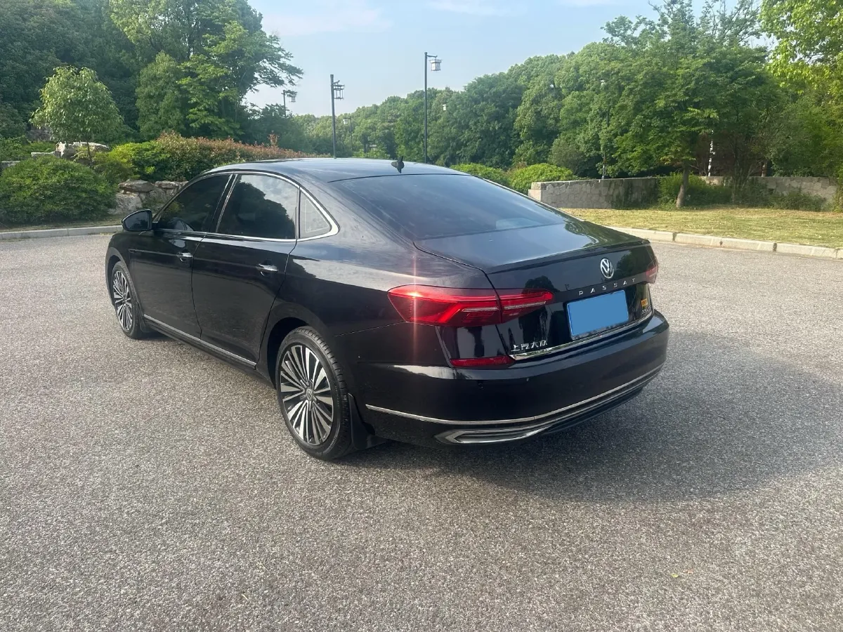 2019 Volvo V40 1.5T 152HP L4 6AT,autocango,china used car exporter,china ev exporter,chinese used car exporter,chinese used ev exporter