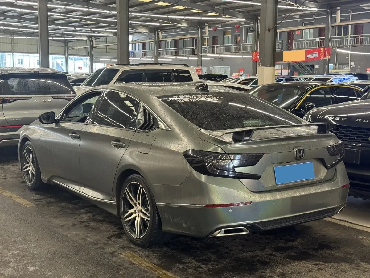 2022 Honda Accord 1.5T 194HP L4 CVT,autocango,china used car exporter,china ev exporter,chinese used car exporter,chinese used ev exporter