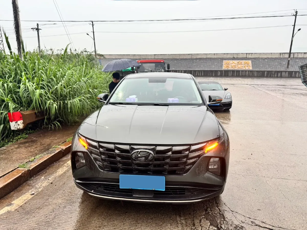 2021 Hyundai Tucson 1.5T 200HP L4 7DCT,autocango,china used car exporter,china ev exporter,chinese used car exporter,chinese used ev exporter
