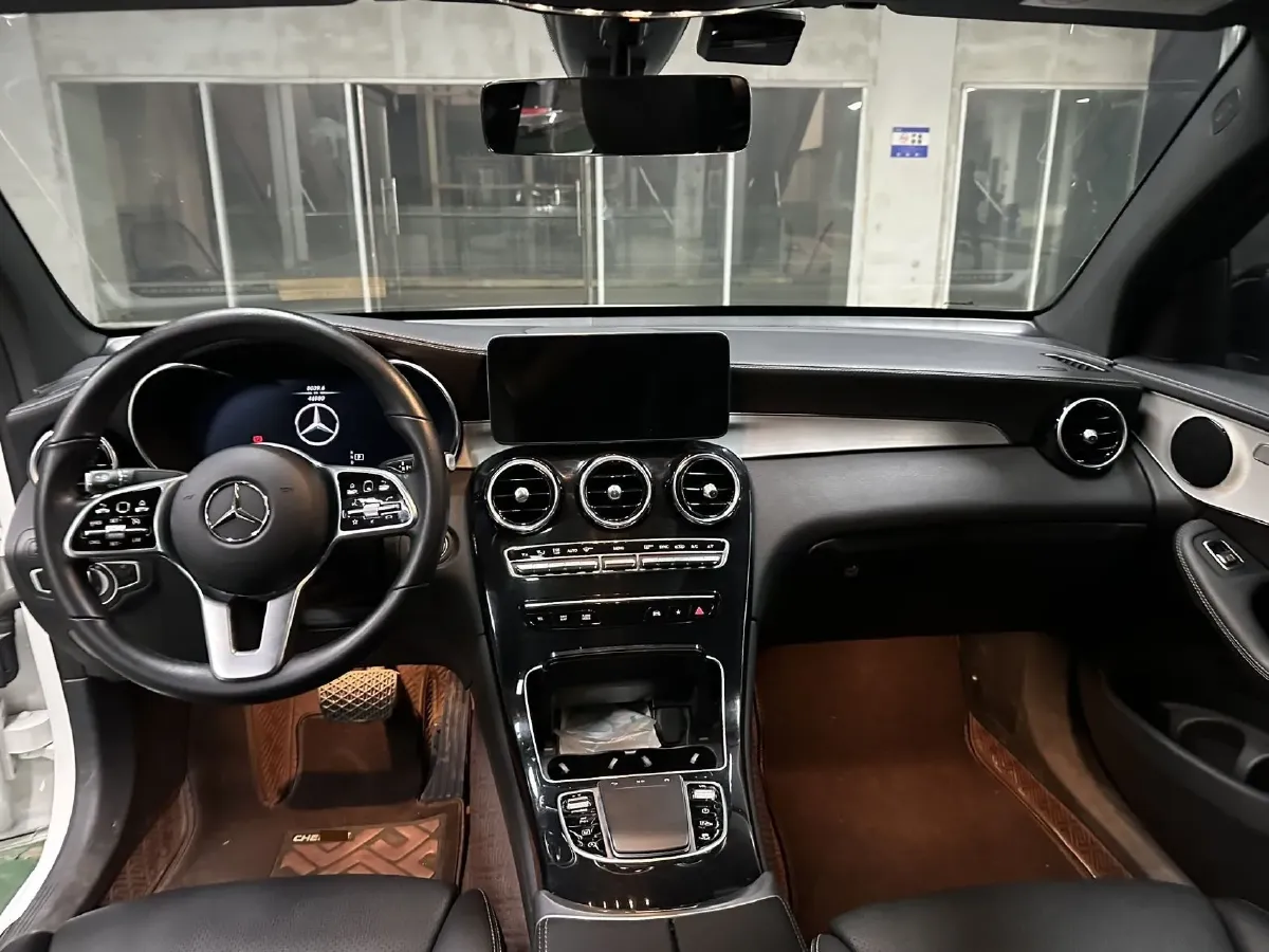 2020 Mercedes-Benz GLC Coupe 2.0T 197HP L4 9AT,autocango,china used car exporter,china ev exporter,chinese used car exporter,chinese used ev exporter