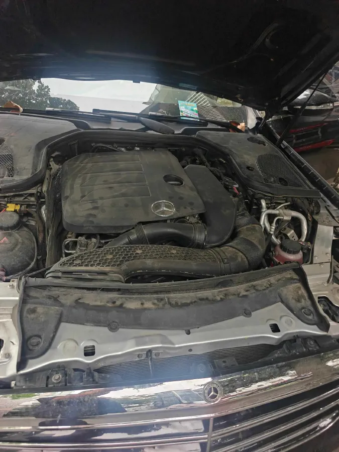 2020 Mercedes-Benz E Class 1.5T 184HP L4 9AT,autocango,china used car exporter,china ev exporter,chinese used car exporter,chinese used ev exporter