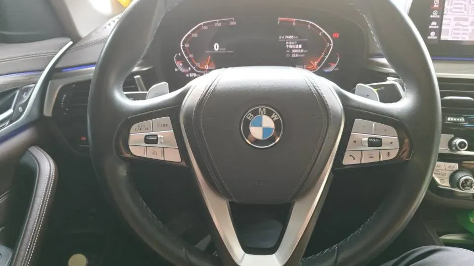 2020 BMW 5 Series 2.0T 252HP L4 8AT,autocango,china used car exporter,china ev exporter,chinese used car exporter,chinese used ev exporter