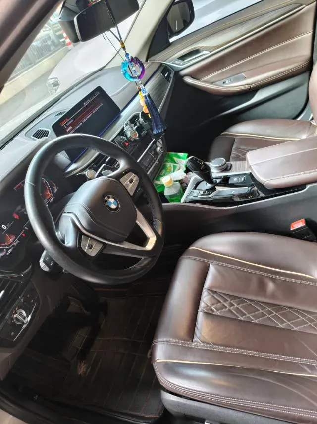 2020 BMW 5 Series 2.0T 252HP L4 8AT,autocango,china used car exporter,china ev exporter,chinese used car exporter,chinese used ev exporter