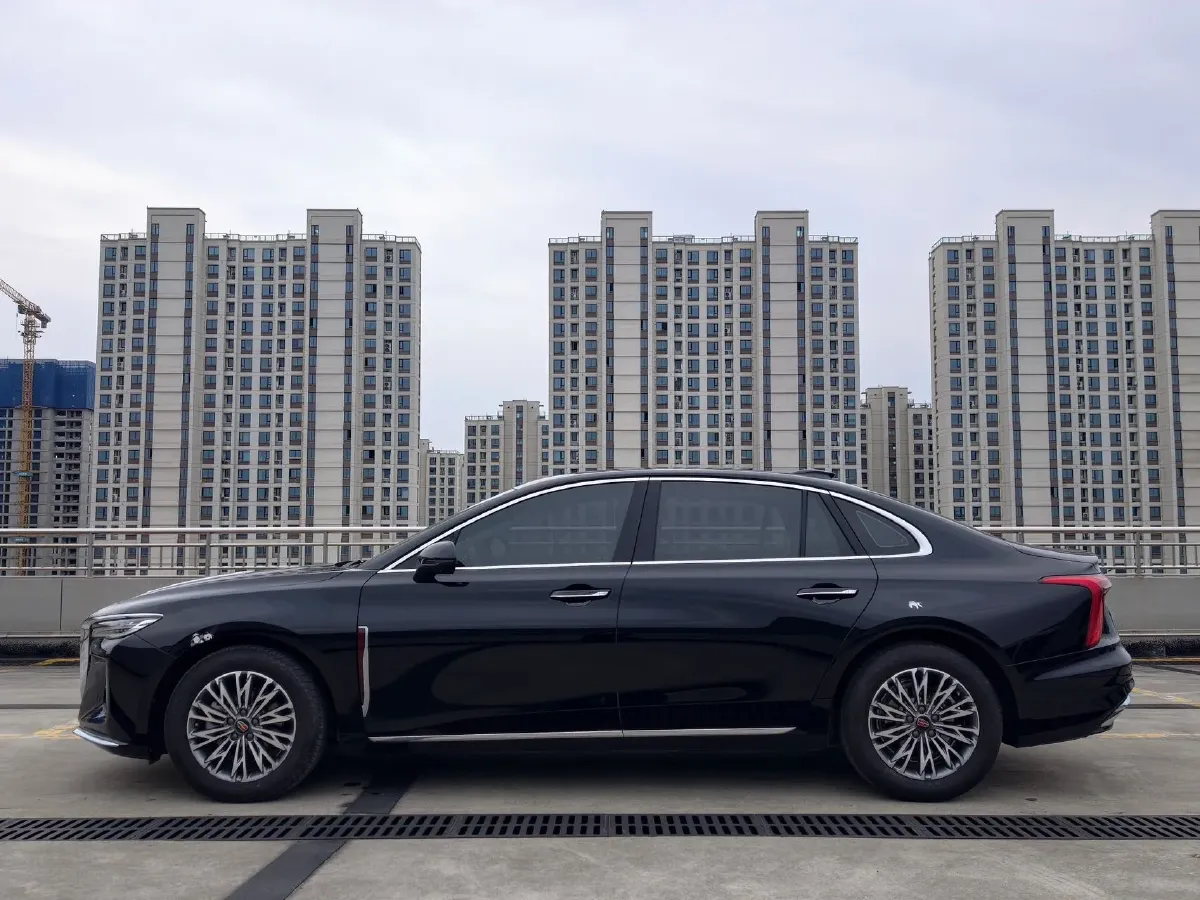 2025 HongQi H5 1.5T 169HP L4 7DCT,autocango,china used car exporter,china ev exporter,chinese used car exporter,chinese used ev exporter