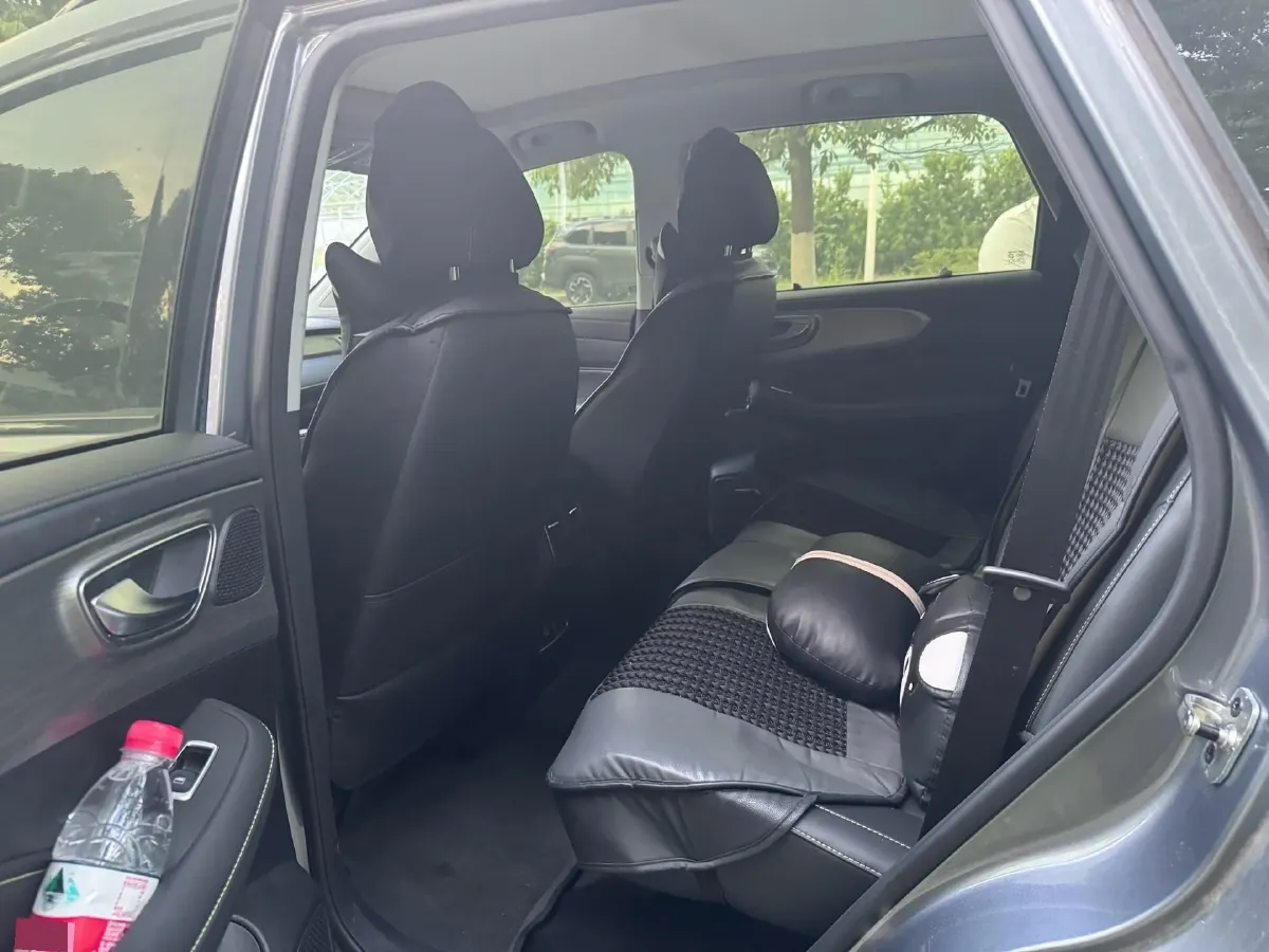 2020 Roewe RX5 1.5T 169HP L4 AMT PHEV 11.1KWH,autocango,china used car exporter,china ev exporter,chinese used car exporter,chinese used ev exporter