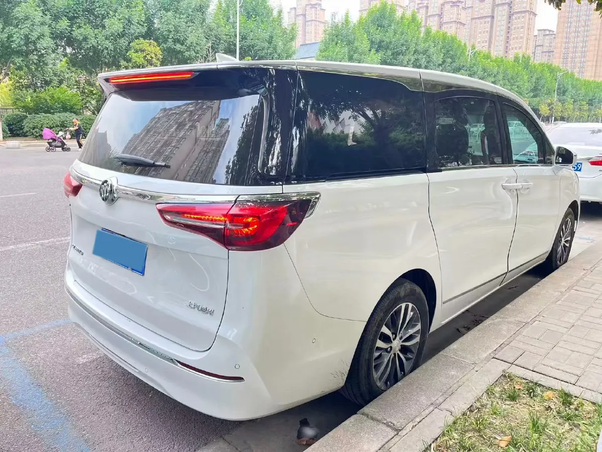 2020 Buick GL8 2.0T 237HP L4 9AT,autocango,china used car exporter,china ev exporter,chinese used car exporter,chinese used ev exporter