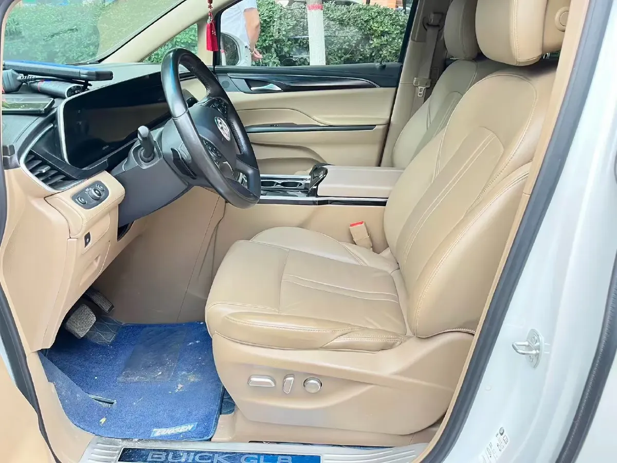 2020 Buick GL8 2.0T 237HP L4 9AT,autocango,china used car exporter,china ev exporter,chinese used car exporter,chinese used ev exporter