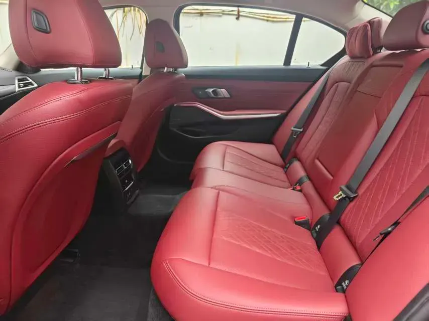 2025 BMW 3 Series 2.0T 245HP L4 8AT,autocango,china used car exporter,china ev exporter,chinese used car exporter,chinese used ev exporter