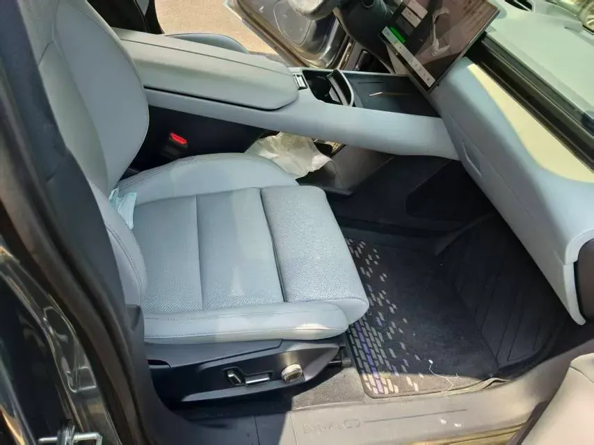 2024 Luxeed S7 BEV 100KWH,autocango,china used car exporter,china ev exporter,chinese used car exporter,chinese used ev exporter