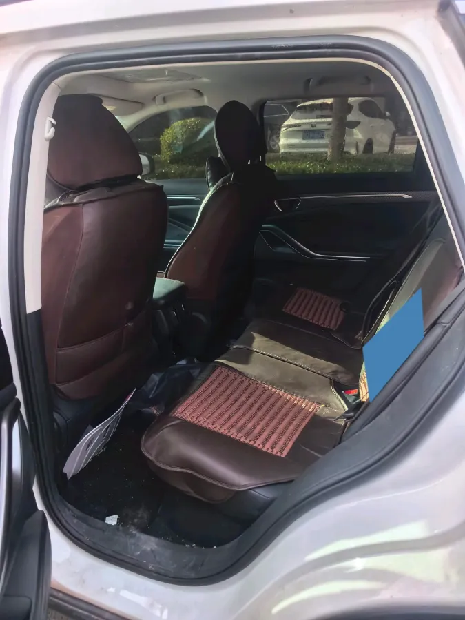 2022 Bestune T55 1.5T 169HP L4 7DCT,autocango,china used car exporter,china ev exporter,chinese used car exporter,chinese used ev exporter