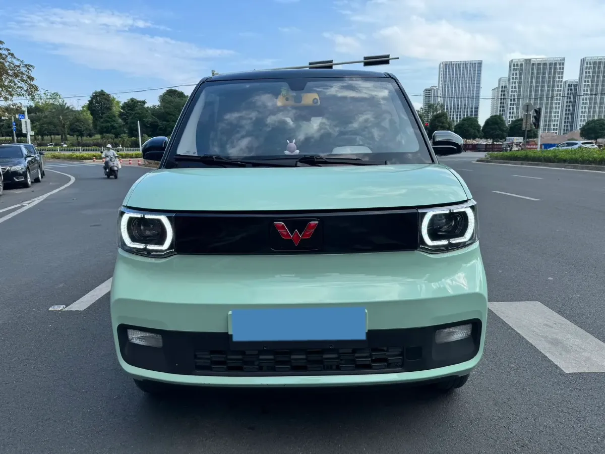 2021 WuLing HongGuang MINI EV BEV 13.9KWH,autocango,china used car exporter,china ev exporter,chinese used car exporter,chinese used ev exporter