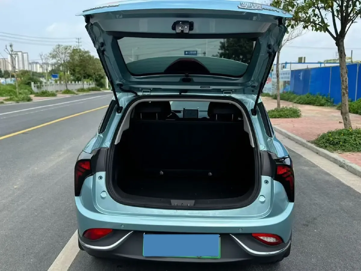 2022 ChangAn Oshan X7 Plus 1.5T 188HP L4 7DCT,autocango,china used car exporter,china ev exporter,chinese used car exporter,chinese used ev exporter