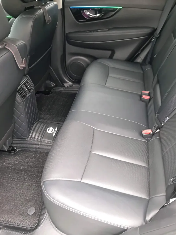 2023 Nissan X-Trail 2.0L 151HP L4 CVT,autocango,china used car exporter,china ev exporter,chinese used car exporter,chinese used ev exporter