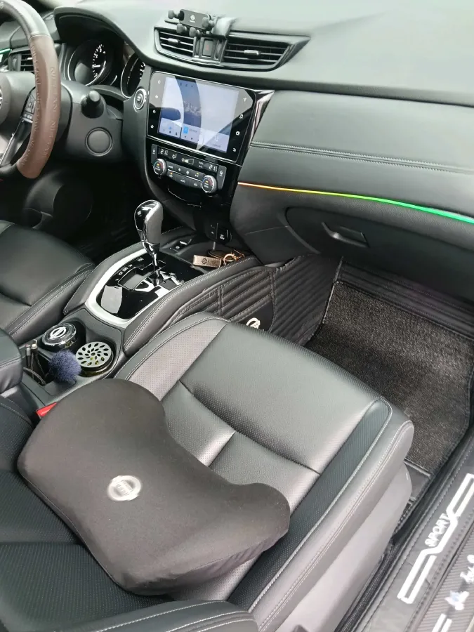 2023 Nissan X-Trail 2.0L 151HP L4 CVT,autocango,china used car exporter,china ev exporter,chinese used car exporter,chinese used ev exporter