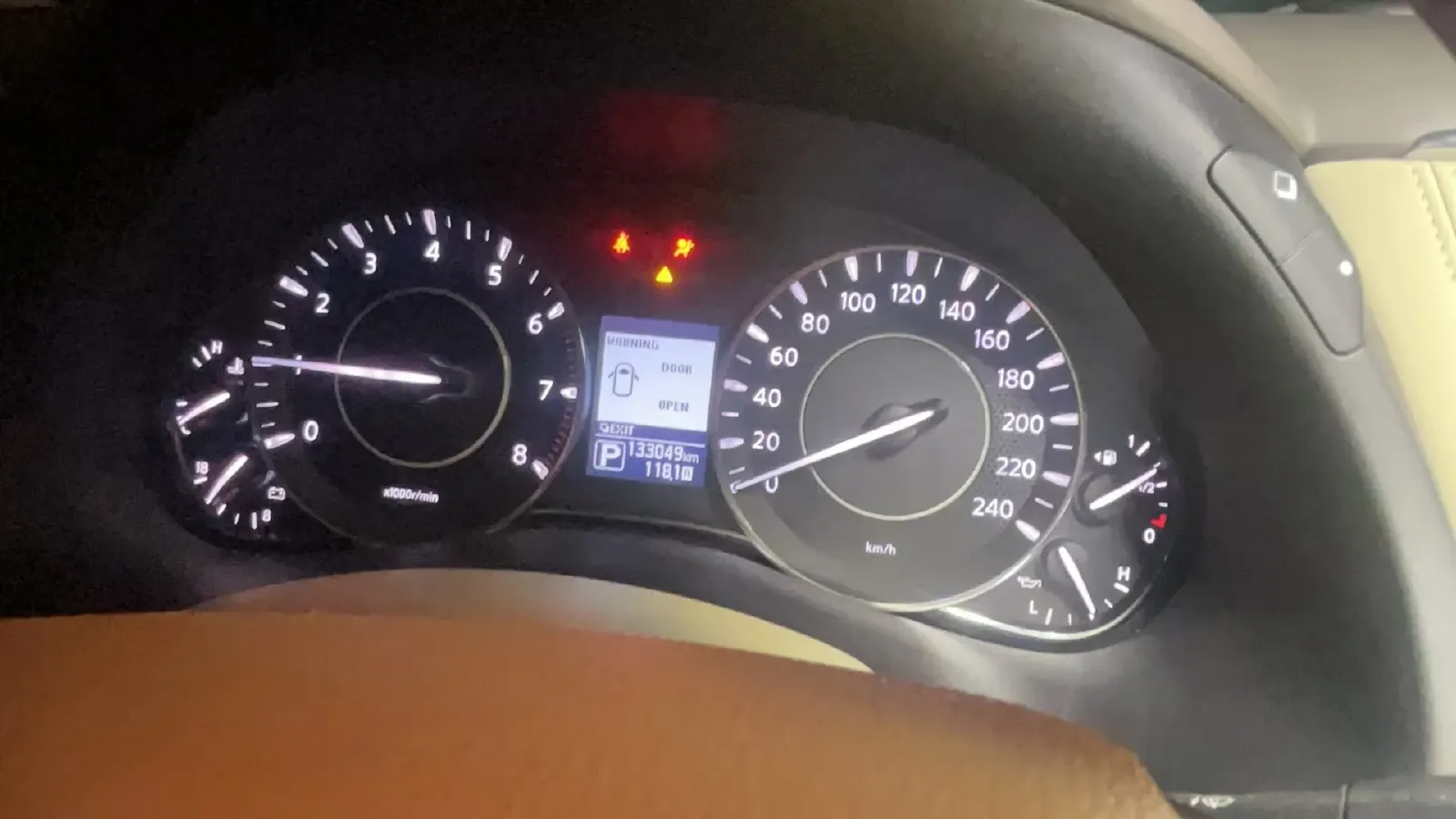 2018 Nissan Patrol 5.6L 398HP V8 7AT,autocango,china used car exporter,china ev exporter,chinese used car exporter,chinese used ev exporter