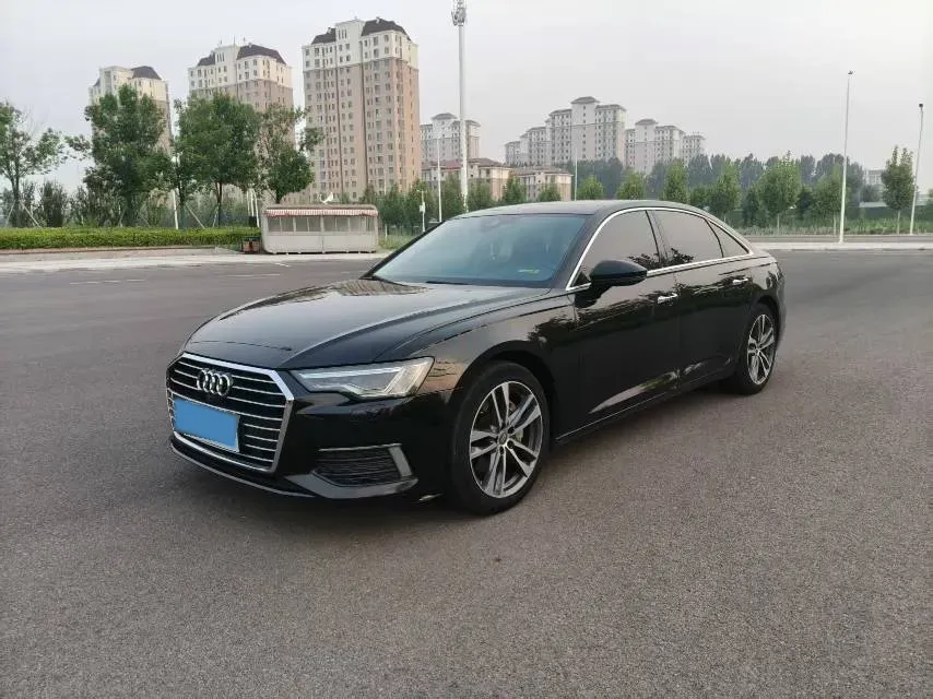2021 Audi A6L 2.0T 190HP L4 7DCT,autocango,china used car exporter,china ev exporter,chinese used car exporter,chinese used ev exporter