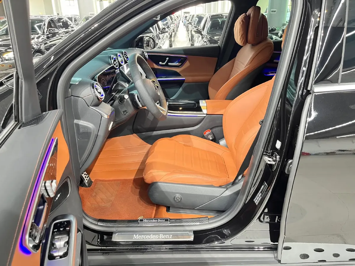 2025 Mercedes-Benz GLC Class 2.0T 204HP L4 9AT,autocango,china used car exporter,china ev exporter,chinese used car exporter,chinese used ev exporter