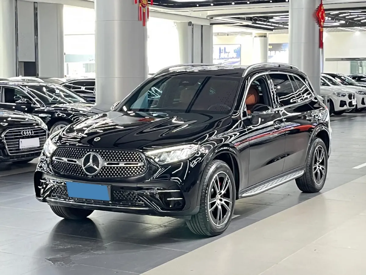 2025 Mercedes-Benz GLC Class 2.0T 204HP L4 9AT,autocango,china used car exporter,china ev exporter,chinese used car exporter,chinese used ev exporter