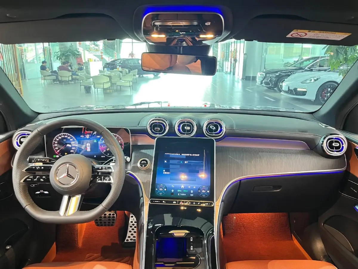 2025 Mercedes-Benz GLC Class 2.0T 204HP L4 9AT,autocango,china used car exporter,china ev exporter,chinese used car exporter,chinese used ev exporter