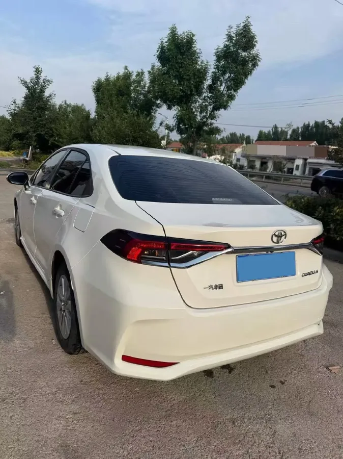2021 Toyota Corolla 1.5L 121HP L3 CVT,autocango,china used car exporter,china ev exporter,chinese used car exporter,chinese used ev exporter