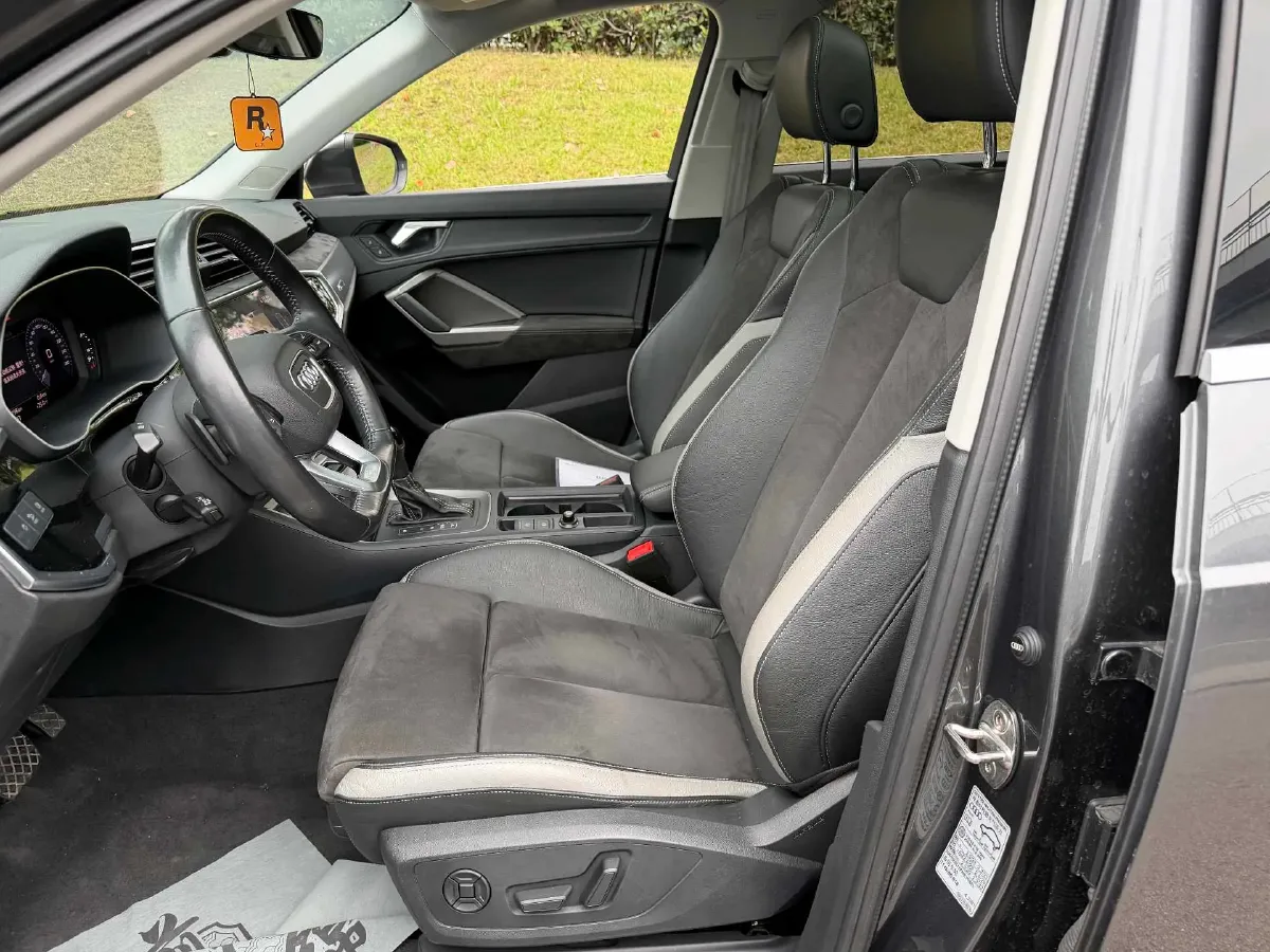 2021 Audi Q3 1.4T 150HP L4 7DCT,autocango,china used car exporter,china ev exporter,chinese used car exporter,chinese used ev exporter