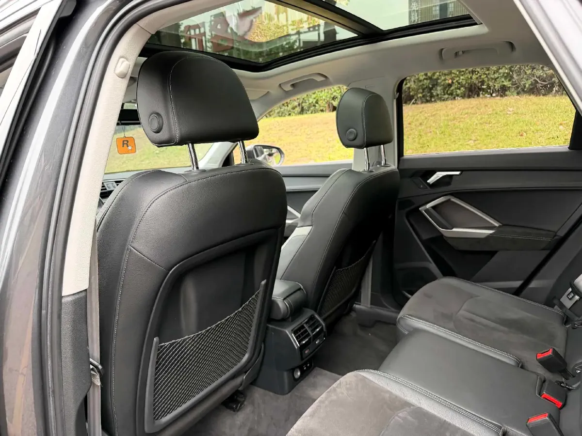 2021 Audi Q3 1.4T 150HP L4 7DCT,autocango,china used car exporter,china ev exporter,chinese used car exporter,chinese used ev exporter