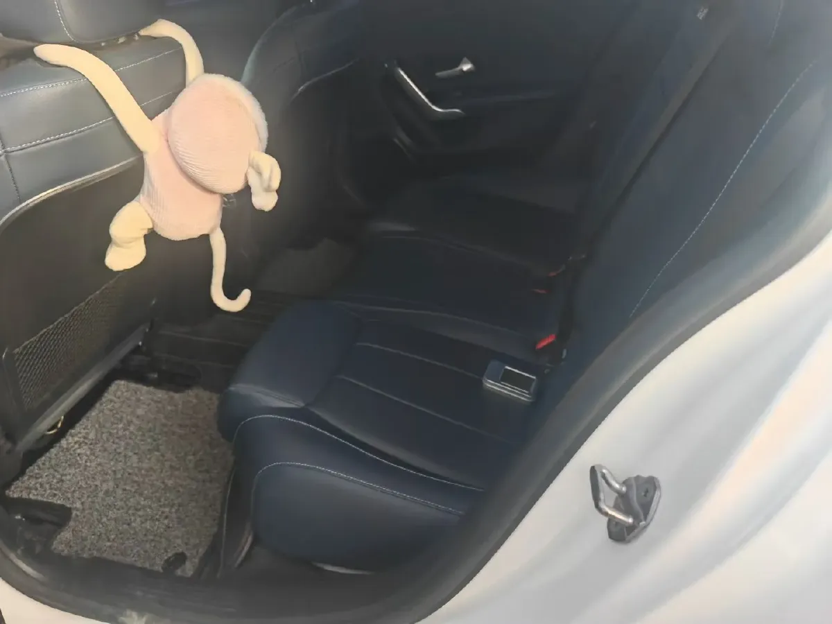 2021 Mercedes-Benz A Class 1.3T 163HP L4 7DCT,autocango,china used car exporter,china ev exporter,chinese used car exporter,chinese used ev exporter
