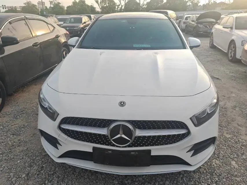 2021 Mercedes-Benz A Class 1.3T 163HP L4 7DCT,autocango,china used car exporter,china ev exporter,chinese used car exporter,chinese used ev exporter