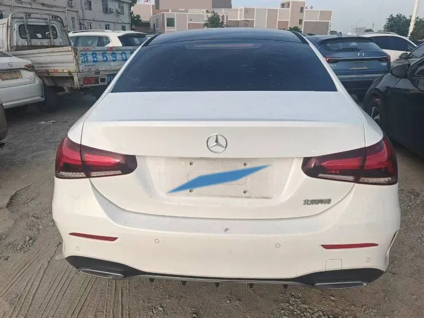 2021 Mercedes-Benz A Class 1.3T 163HP L4 7DCT,autocango,china used car exporter,china ev exporter,chinese used car exporter,chinese used ev exporter