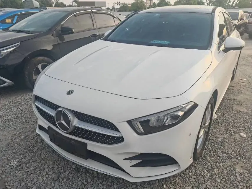 2021 Mercedes-Benz A Class 1.3T 163HP L4 7DCT,autocango,china used car exporter,china ev exporter,chinese used car exporter,chinese used ev exporter