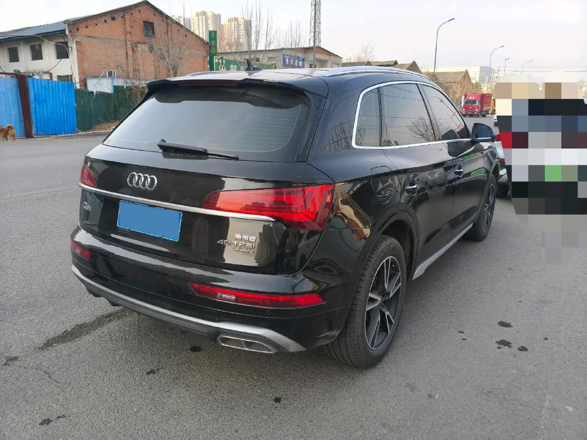2025 Audi Q5L 2.0T 190HP L4 7DCT,autocango,china used car exporter,china ev exporter,chinese used car exporter,chinese used ev exporter