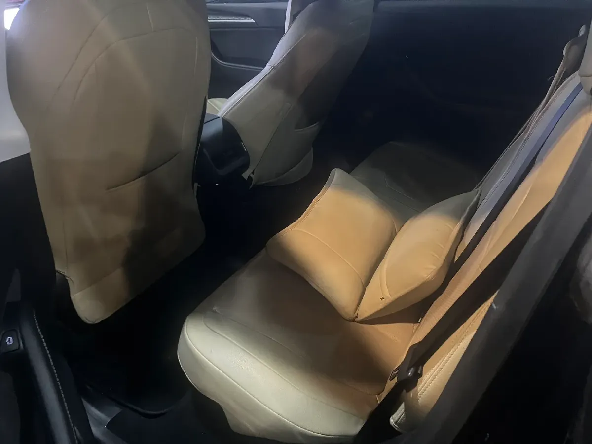 2021 MINI COUNTRYMAN 1.5T 136HP L3 8AT,autocango,china used car exporter,china ev exporter,chinese used car exporter,chinese used ev exporter