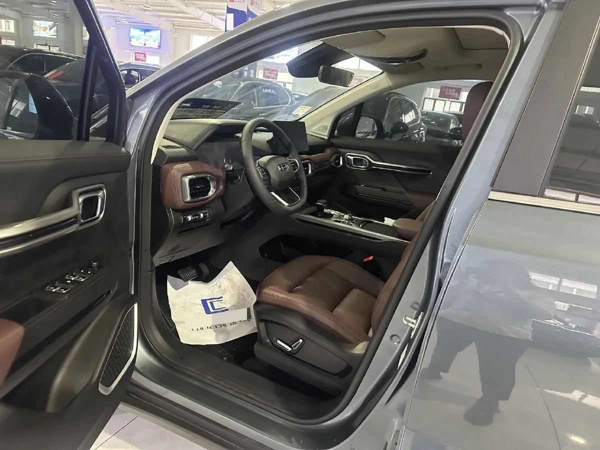 2022 Geely Okavango 1.8T 184HP L4 7DCT,autocango,china used car exporter,china ev exporter,chinese used car exporter,chinese used ev exporter