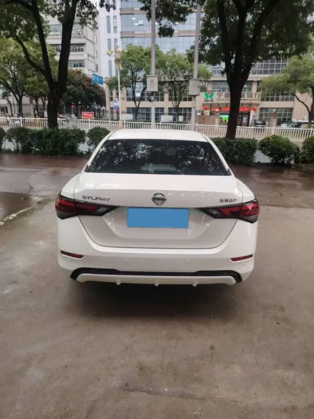 2021 Nissan Sylphy 1.6L 135HP L4 CVT,autocango,china used car exporter,china ev exporter,chinese used car exporter,chinese used ev exporter