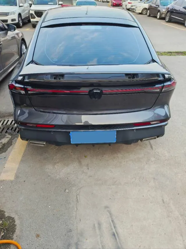 2024 ChangAn UNI-V 1.5T 188HP L4 7DCT,autocango,china used car exporter,china ev exporter,chinese used car exporter,chinese used ev exporter