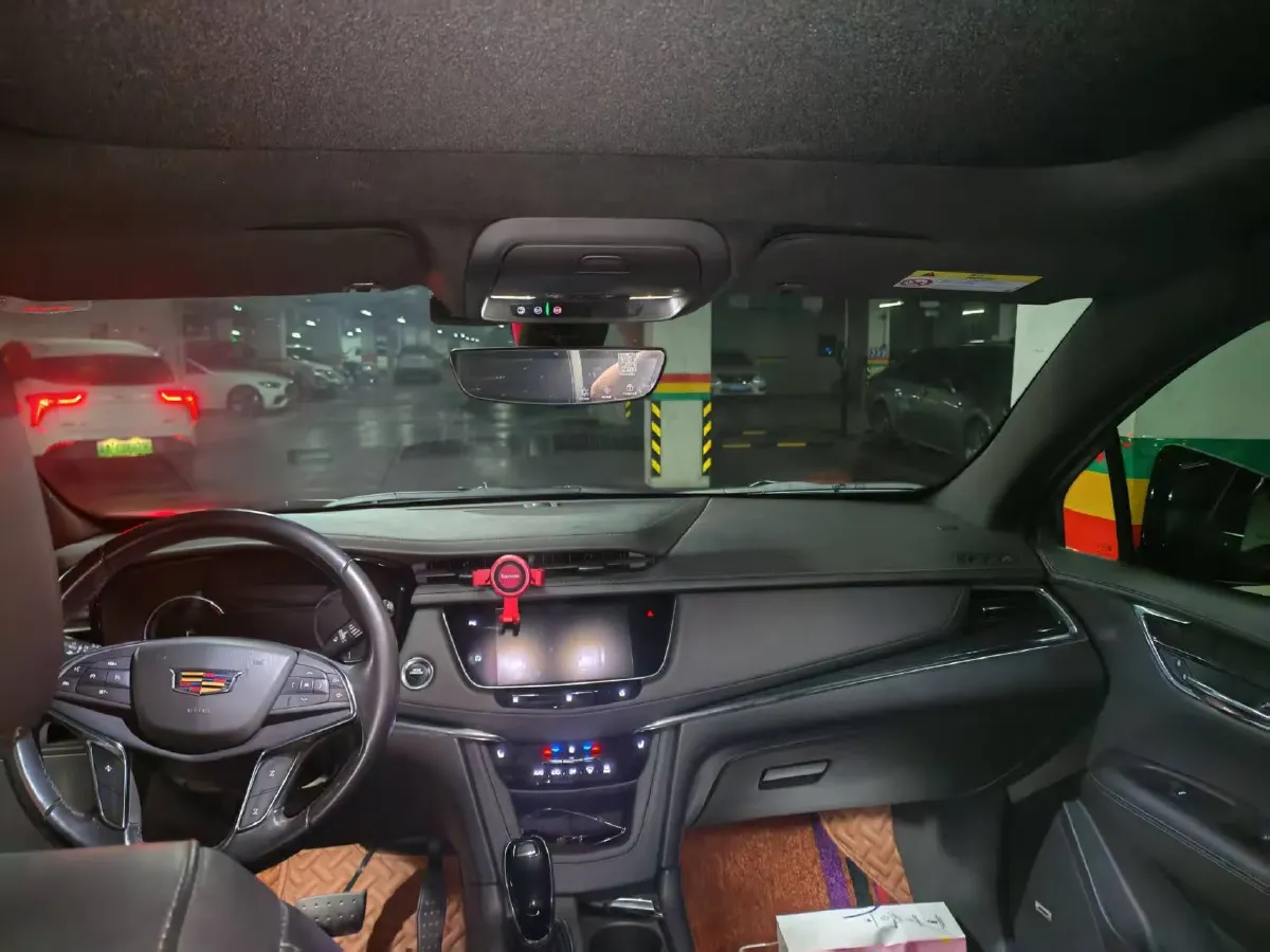 2020 Cadillac XT5 2.0T 237HP L4 9AT,autocango,china used car exporter,china ev exporter,chinese used car exporter,chinese used ev exporter