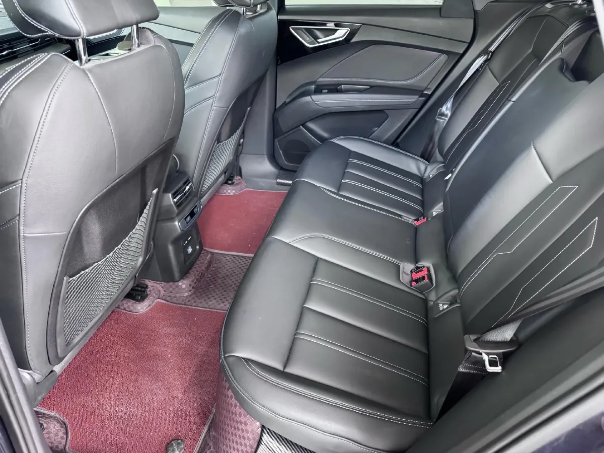2024 Audi Q4 e-tron BEV 84.8KWH,autocango,china used car exporter,china ev exporter,chinese used car exporter,chinese used ev exporter